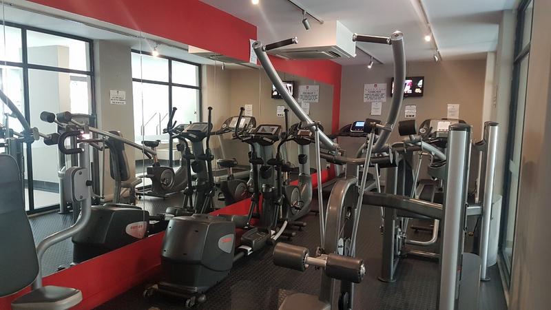 To Let 2 Bedroom Property for Rent in Green Point Western Cape